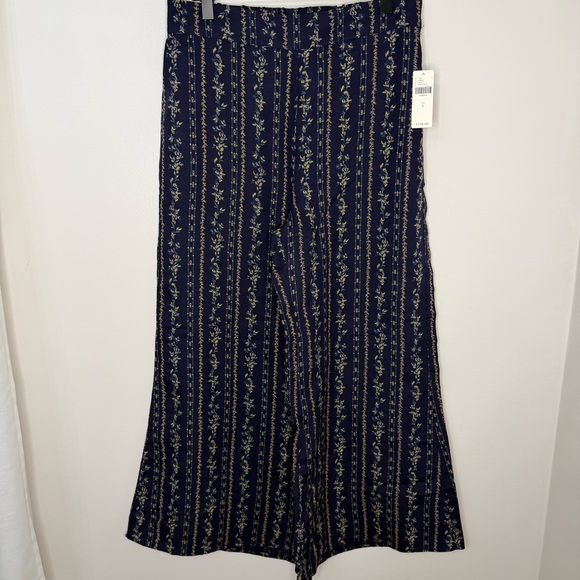 Anthropologie Pants - NWT Anthropologie Feather Bone Navy Boho Pants Floral Wide Leg Women's Size 6